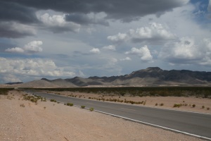 doorgaande weg | Mojave National Preserve